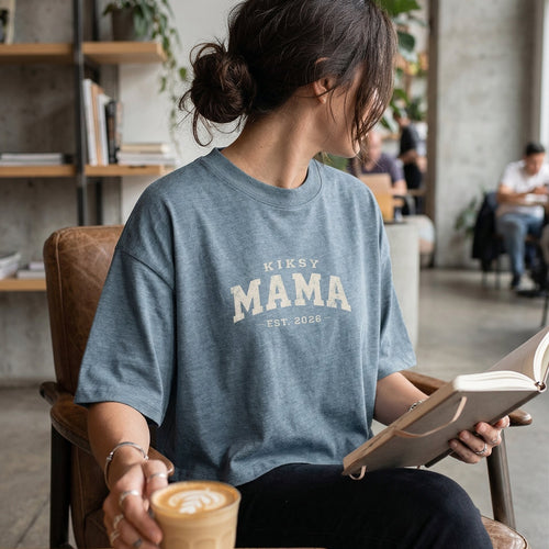 Синя памучна дамска тениска Kiksy MAMA Est. 2026 за майки